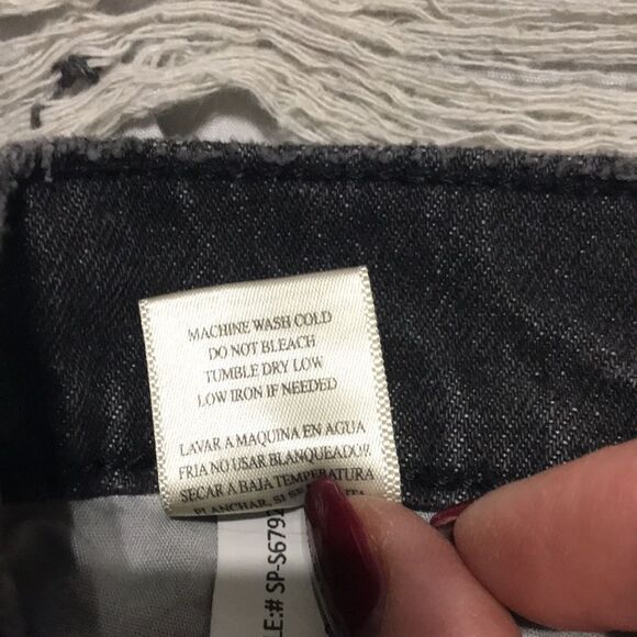 Sneak Peek Black Denim Jean High Rise Shorts Destroyed Front Pockets Size Large - Picture 8 of 12